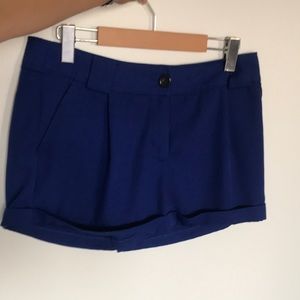 Blue cargo shorts with pockets